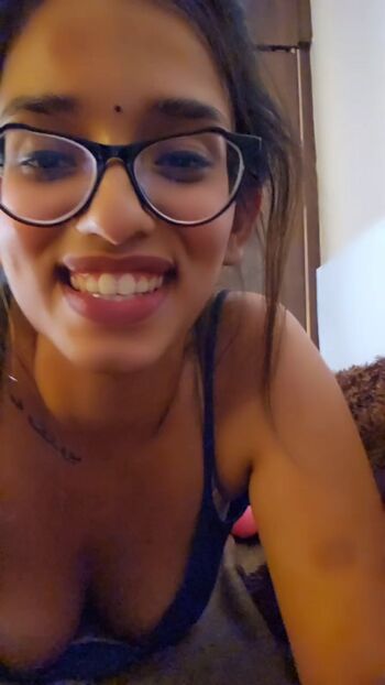 Zayessha leaked private photo uncensored HD quality